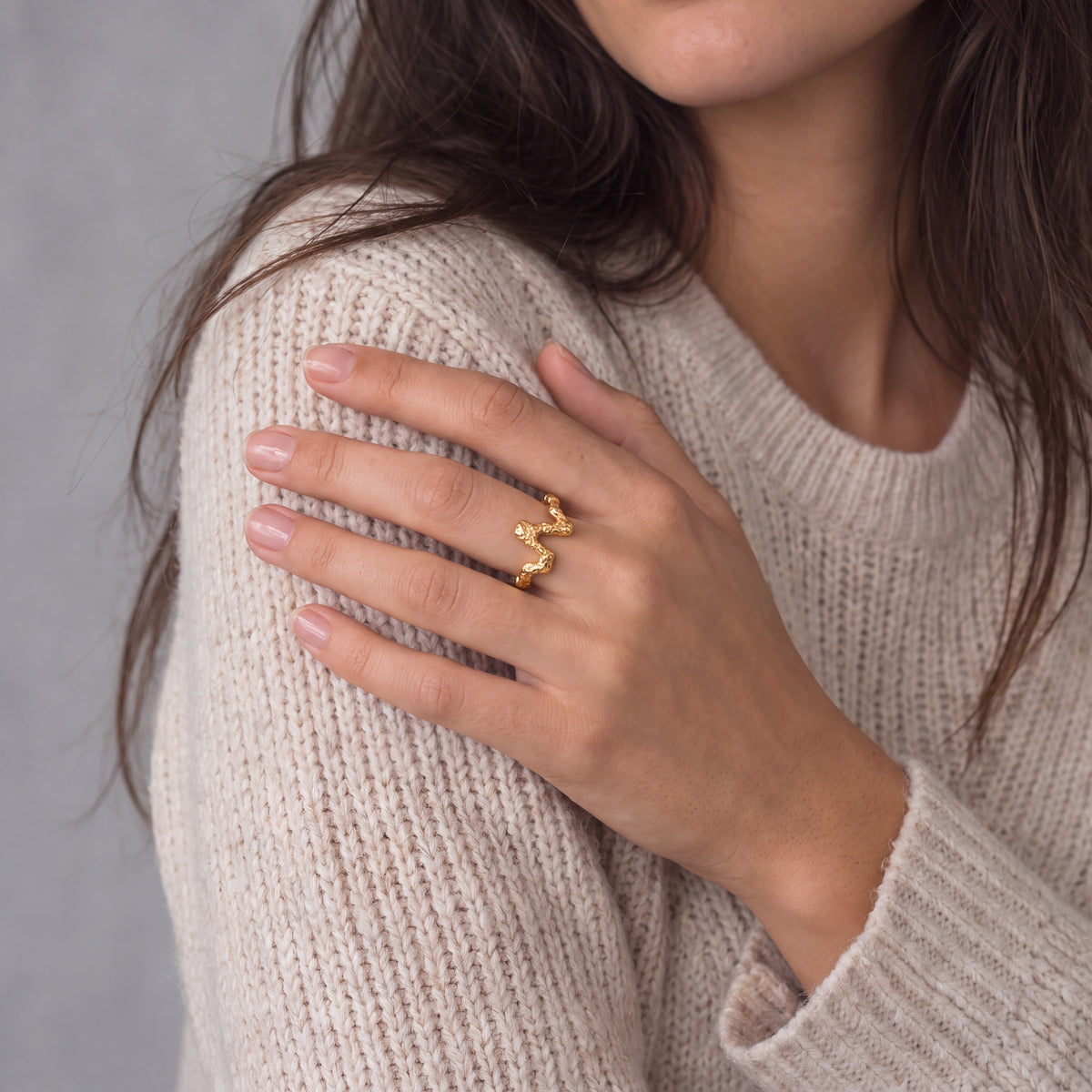 ACRO RING - GULDBELAGT wintherstudio-dk
