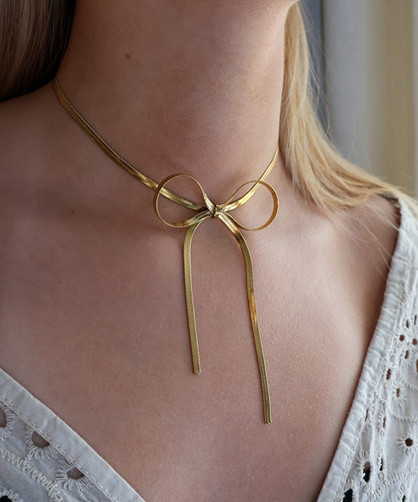 Bow Choker