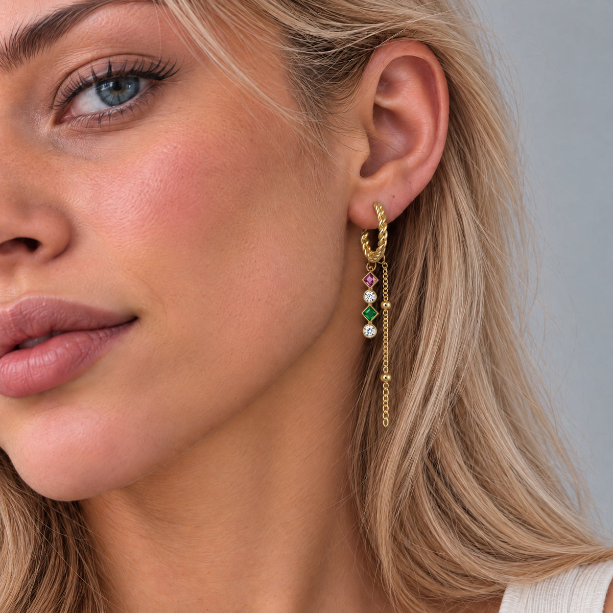 CAMEO HOOPS 15mm - GULDBELAGT/MULTI wintherstudio-dk