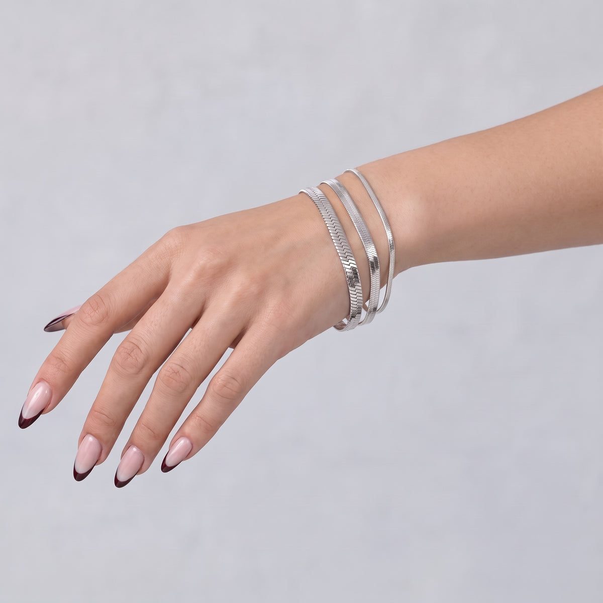 FLAT SNAKE ARMBÅND - SØLVFARVET wintherstudio-dk